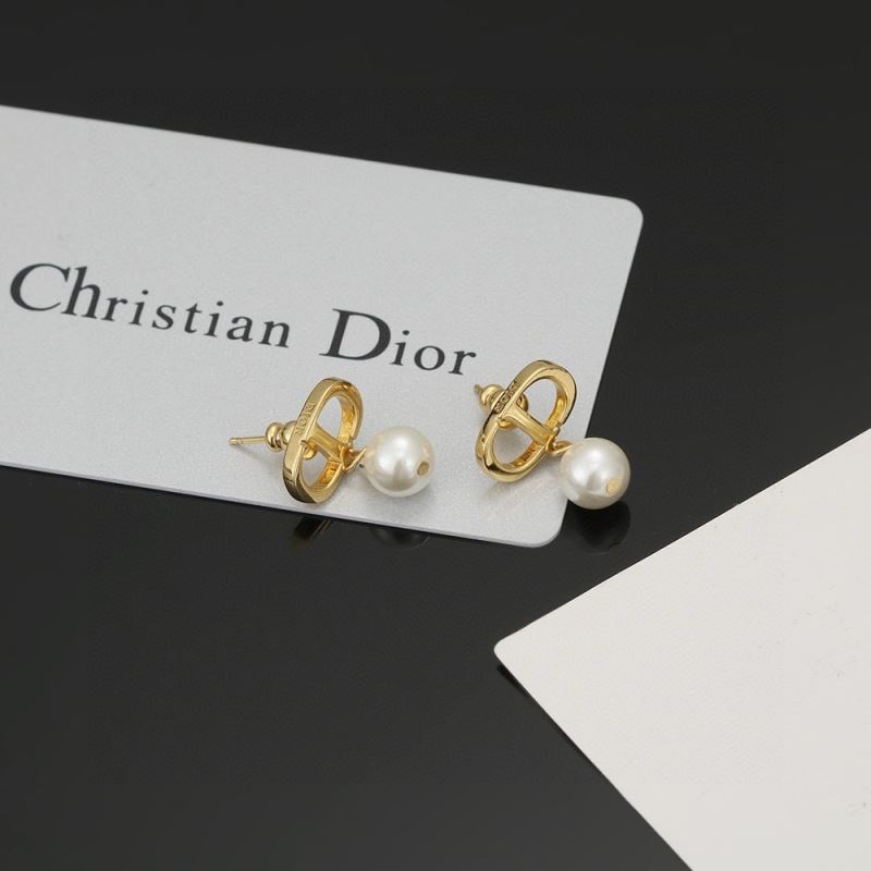 chr1st1an D10r earrings
